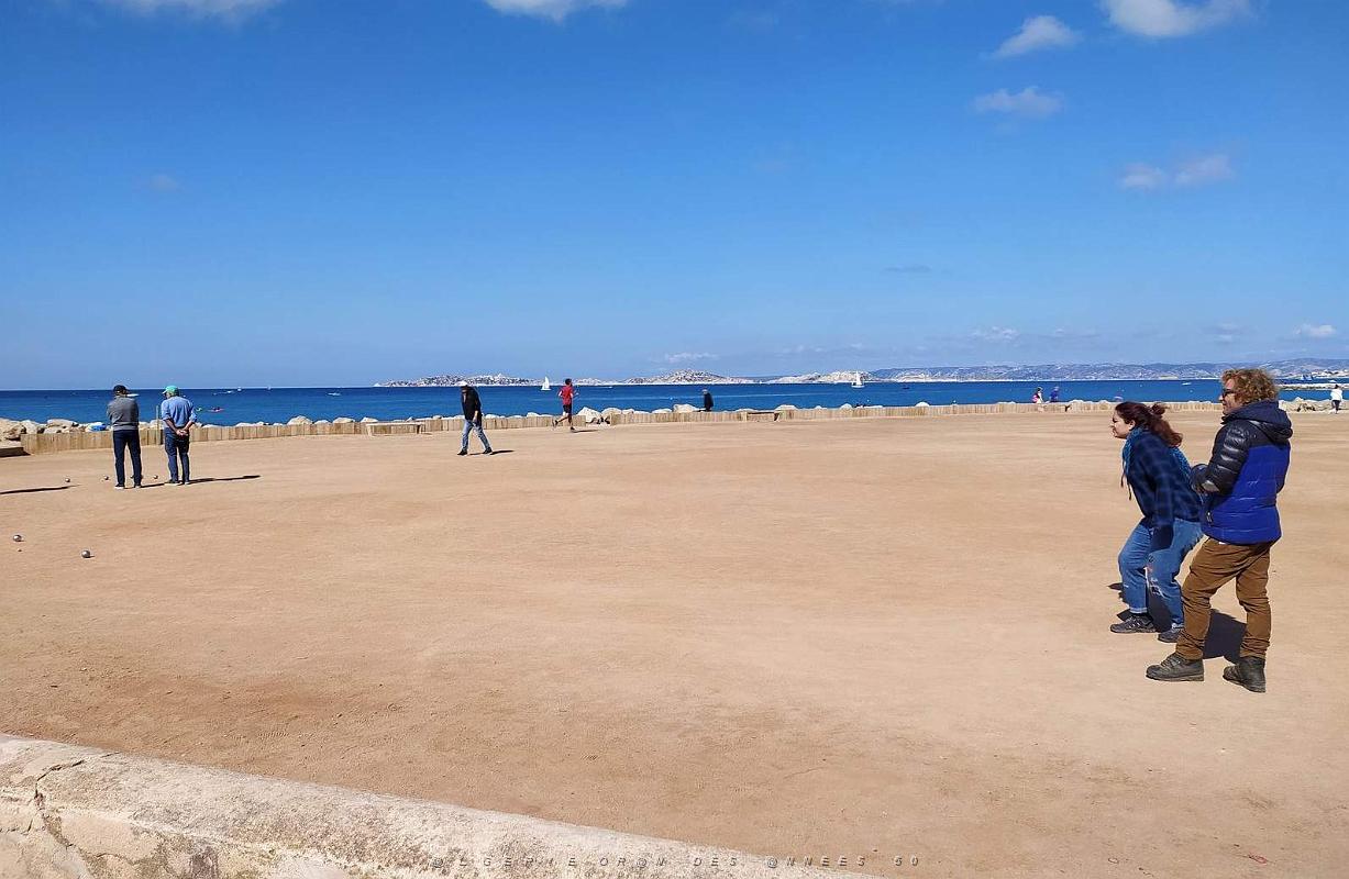 40 Marseille - Plage Prado-Borely.jpg